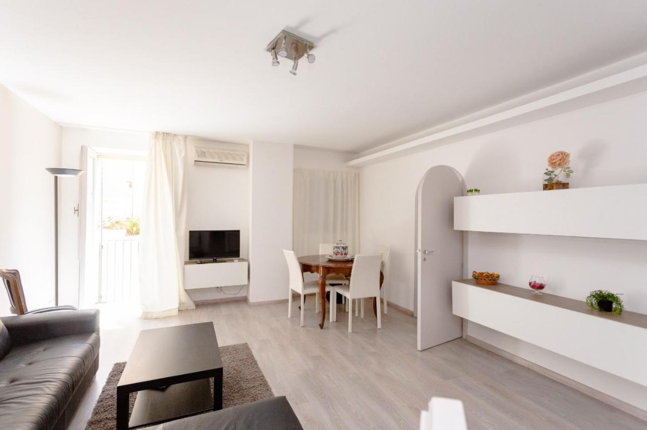 Domus Elisae Apartment Таормина Экстерьер фото